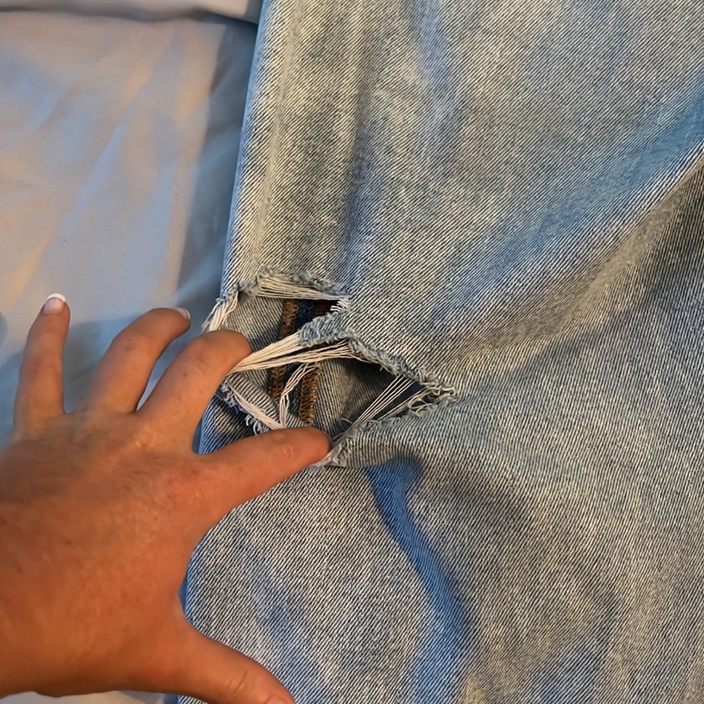 American Eagle Light Wash Jean Bundle - image 8